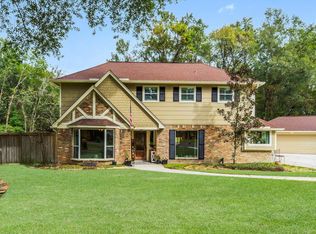 727 Vicksburg Ct, Conroe, TX 77302