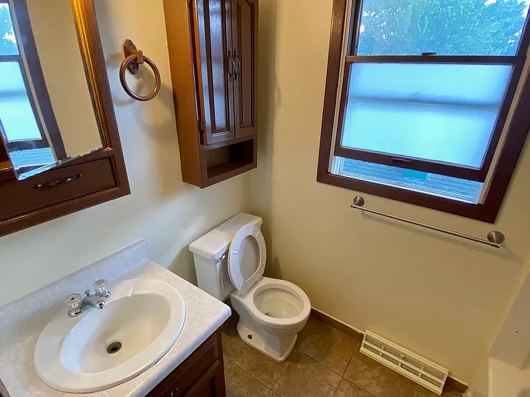 3152 Losey Blvd S #A — Photo 14