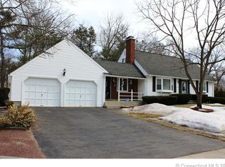 11 Brentwood Dr, Enfield, CT 06082