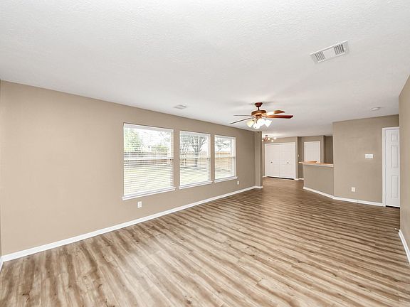 3rd image of 22130 Bridgestone Crossing Dr