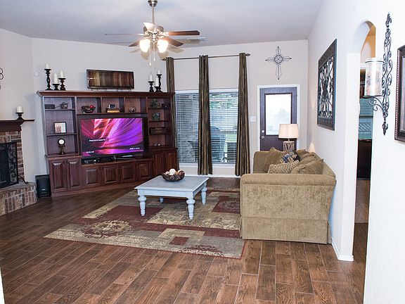 3rd image of 8527 El Camino Ct