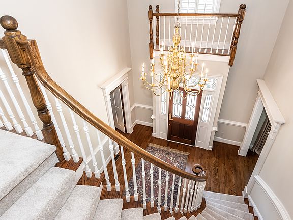 5th image of 4110 Moorland Dr