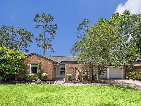 2nd image of 6327 Woodbrook Ln