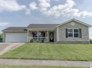 107 W Tuscany Ct, Radcliff, KY 40160