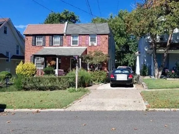 130 S Lynn Blvd, Upper Darby, PA 19082
