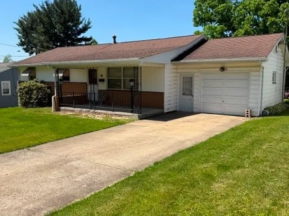 410 Indiana Ave, Farrell, PA 16121