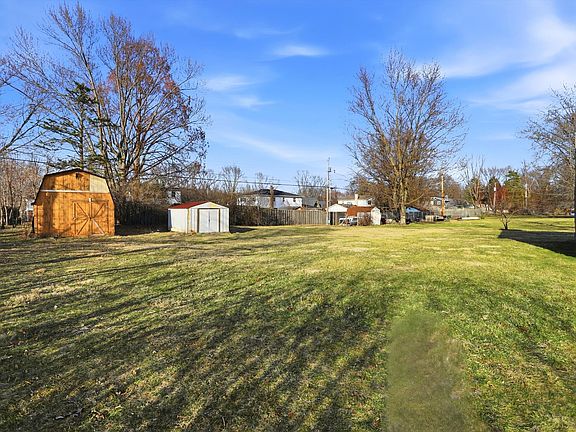 2nd image of 4838 E 72nd St