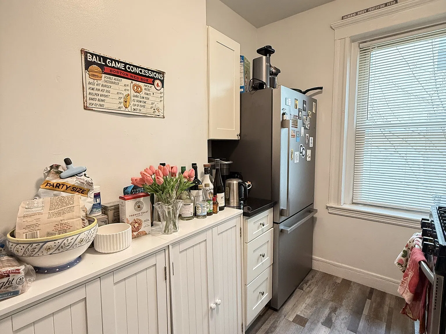 2 bed, 850 sqft, $3,200 — Photo 2