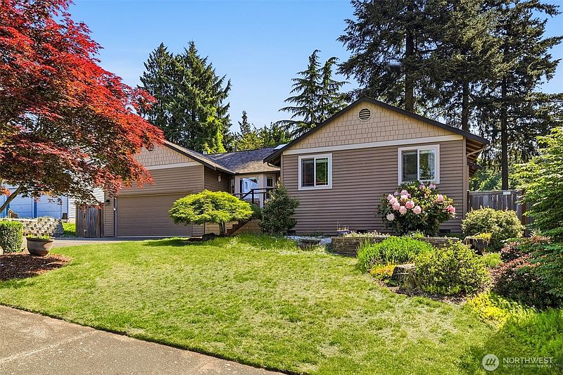 3rd image of 19808 137th Avenue SE