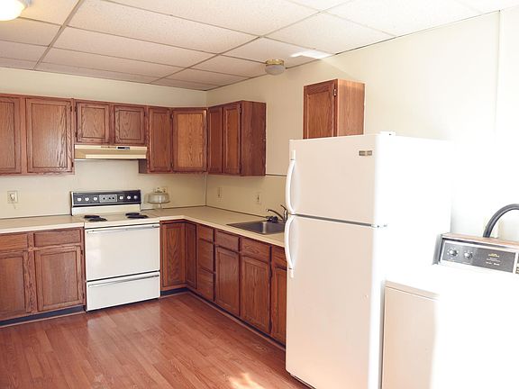 Eat in kitchen