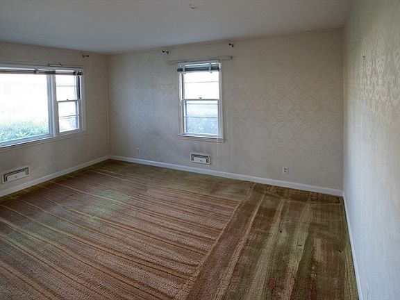 5th image of 184 Chester St