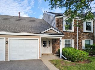 603 Berkley Ct UNIT X2, Schaumburg, IL 60194