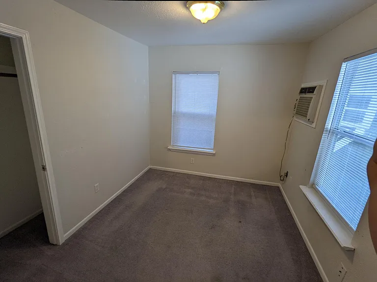 719 Herkimer St — Photo 10