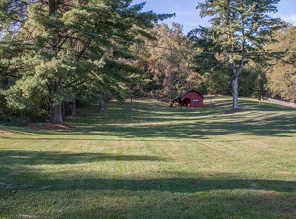 2nd image of 16352 Porterfield Hwy
