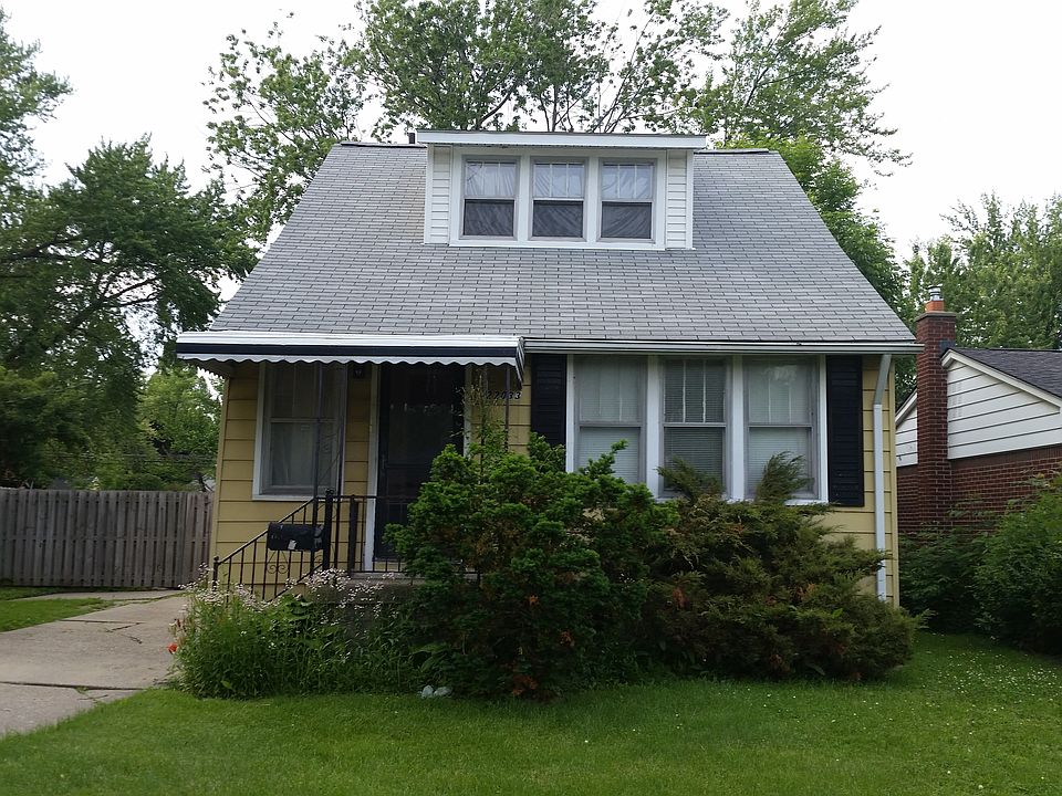 1st image of 22033 Raymond St