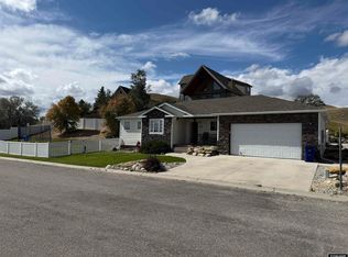 280 Juniper St, Buffalo, WY 82834