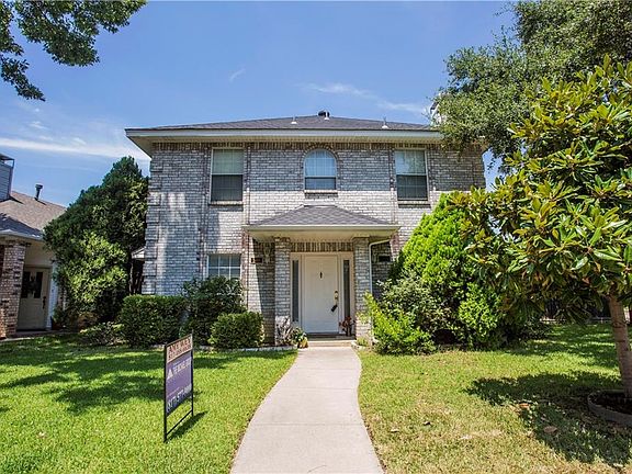 2nd image of 549 Lake Forest Dr