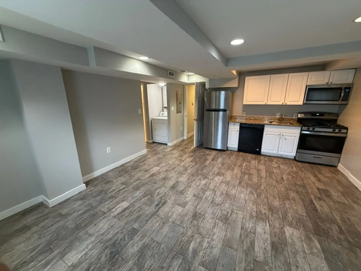 74 Webster St Ne — Photo 1