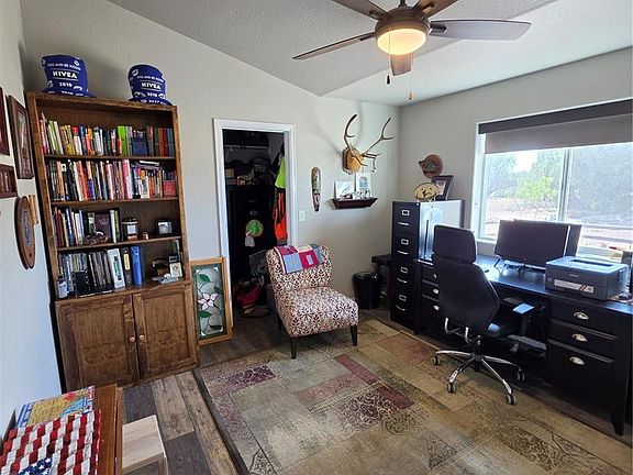 3rd image of 4131 Black Horse Drive