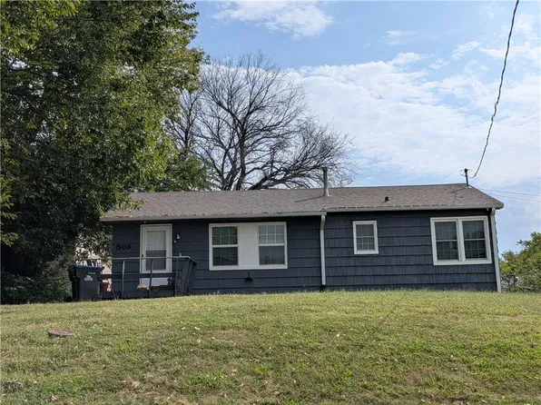 508 W Market St, Warrensburg, MO 64093