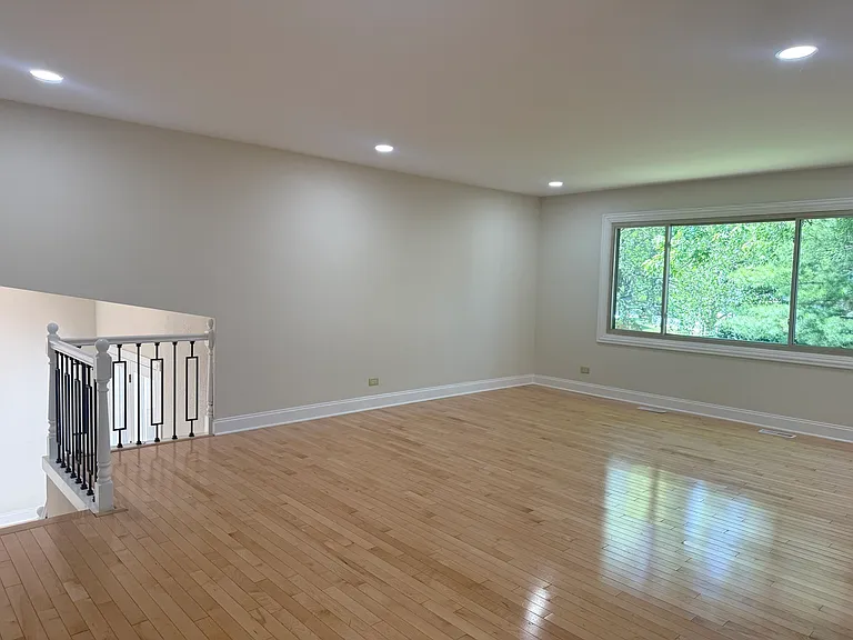 425 Carriage Hill Rd — Photo 8