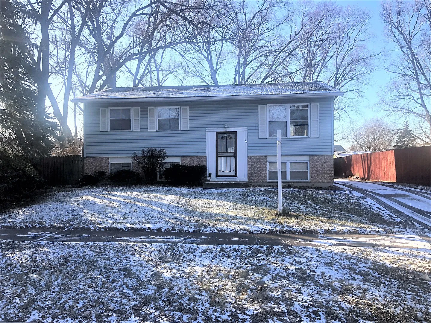 159 Creekside Dr photo 1