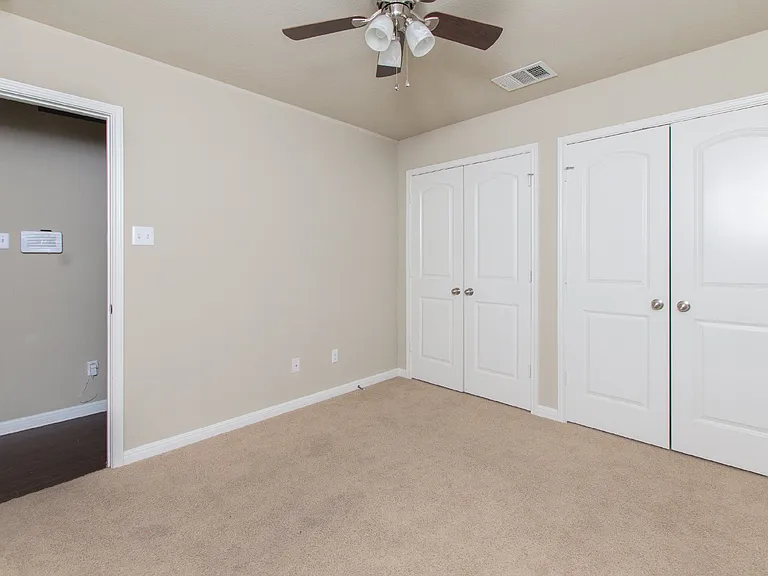 3505 Castleton Dr — Photo 17