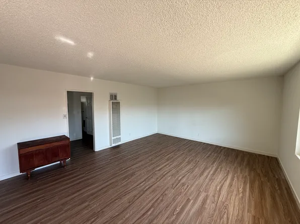 231 Justin Ave #7, Glendale, CA 91201