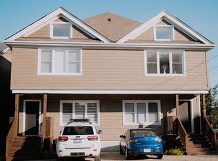 26 Duke St, Saint Catharines, ON L2R 5W3