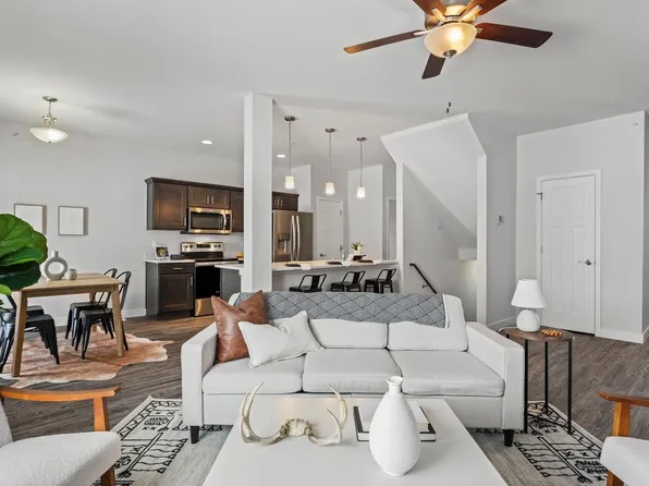 4890 Innovation Drive, Deforest, WI 53532