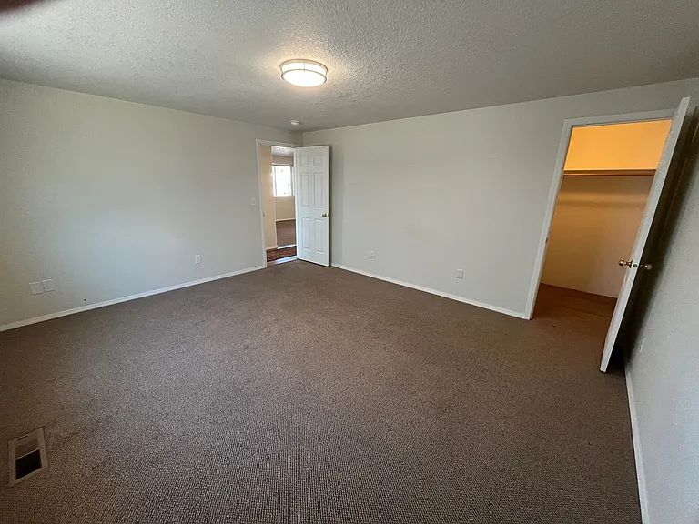 157 W Sisters Park Dr — Photo 8