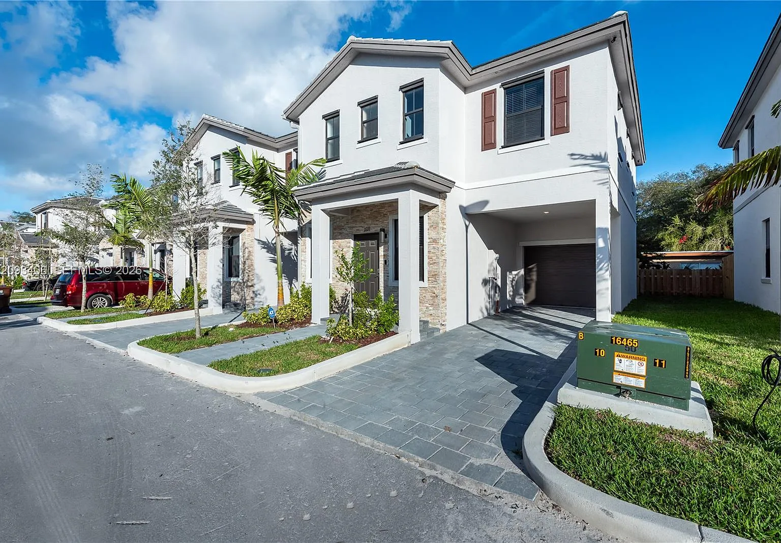 Reserve At Edgewood — Photo 2