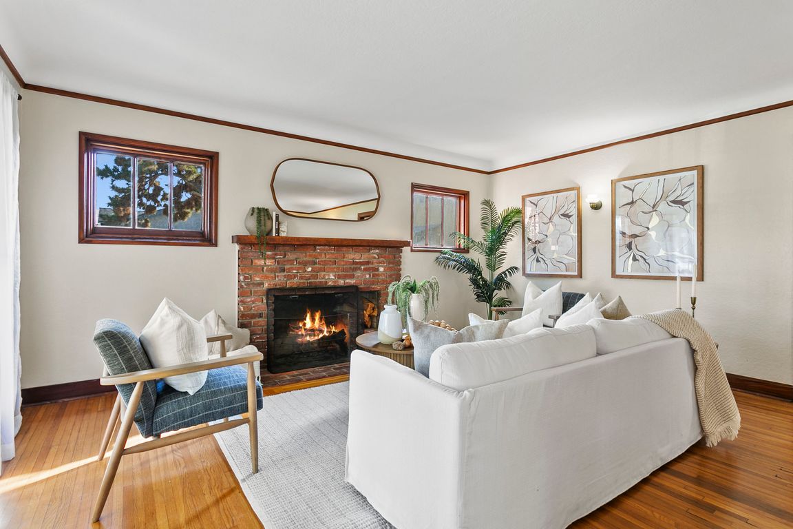 next background image