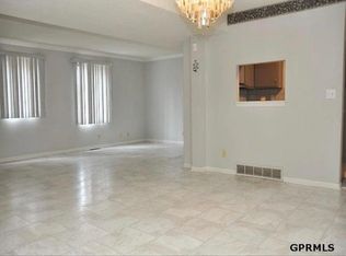 3310 Florence Blvd #3310, Omaha, NE 68110