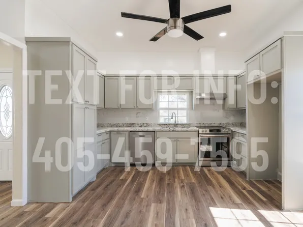 720 S 5th St, Chickasha, OK 73018