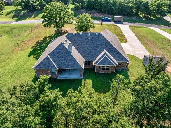 7200 Ridge Manor Ln, Oklahoma City, OK 73150