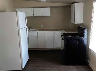 1000 Chihuahua St #B, Lockhart, TX 78644