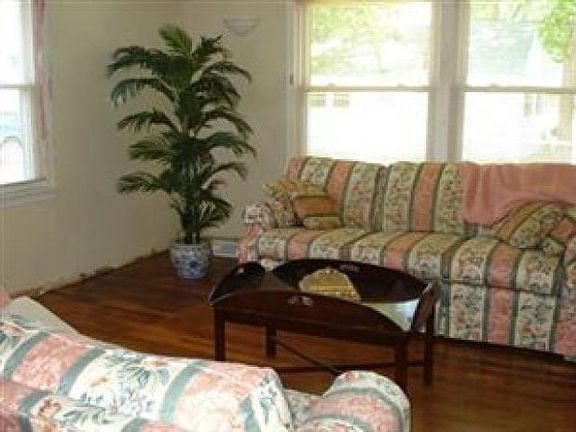 4th image of 3 Basil Dr