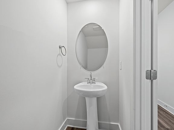 5th image of 814 Thread Way