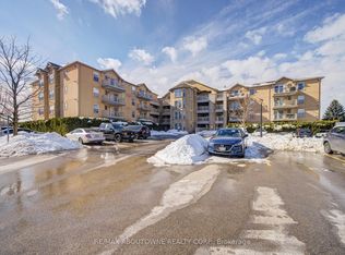 1490 Bishops Gate #109, Oakville, ON
