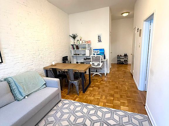 2nd image of 51 W 69th St APT 4C