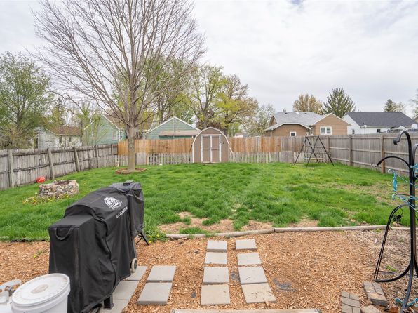 916 W 7th St S, Newton, IA 50208