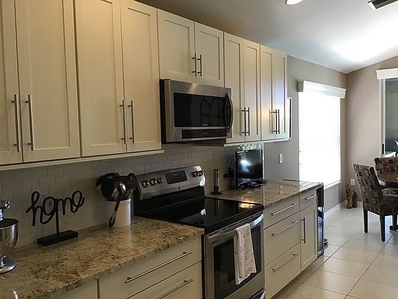 4th image of 23780 Jasmine Lake Dr