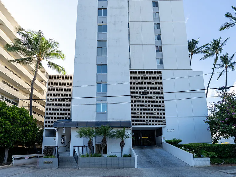 2611 Ala Wai Blvd #1704 — Photo 14