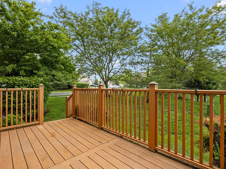 115 Goldfinch Ct #237 — Photo 12