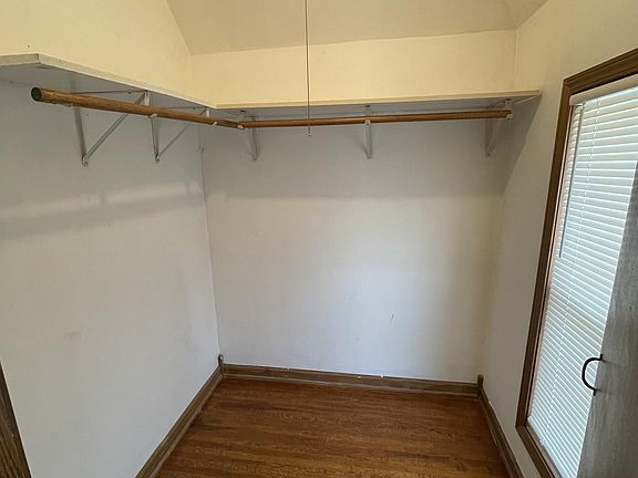 4th image of 1043 Woodlawn Ave #17-1