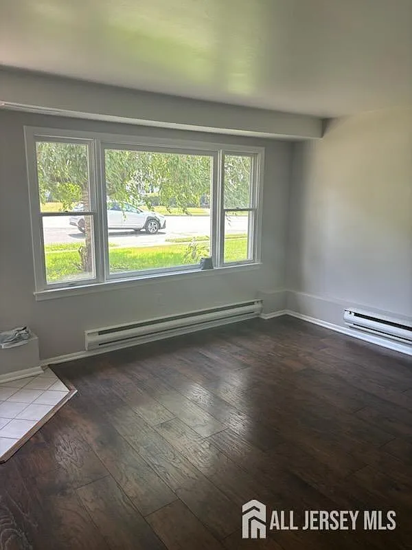 1 bed, 1.0 bath, $1,900 — Photo 2