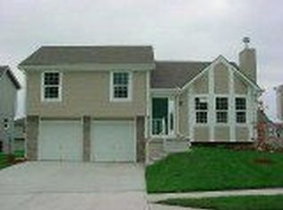 8701 NE 116th St, Kansas City, MO 64157