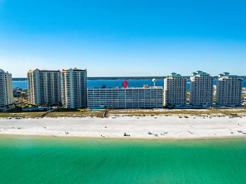 8525 Gulf Blvd #107