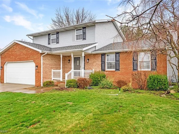 3845 Oakridge Dr NE, Louisville, OH 44641